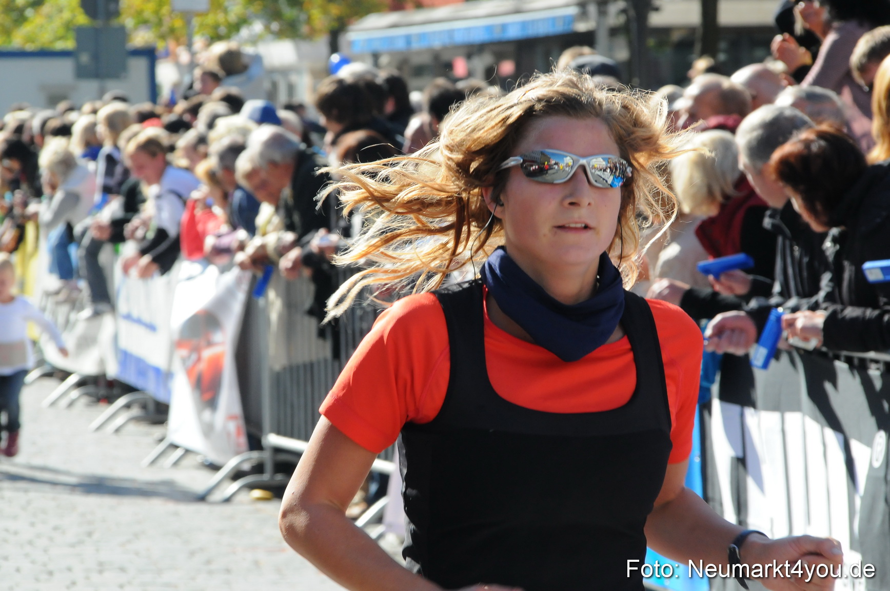 Zieleinlauf Stadtlauf Neumarkt 190910 0050