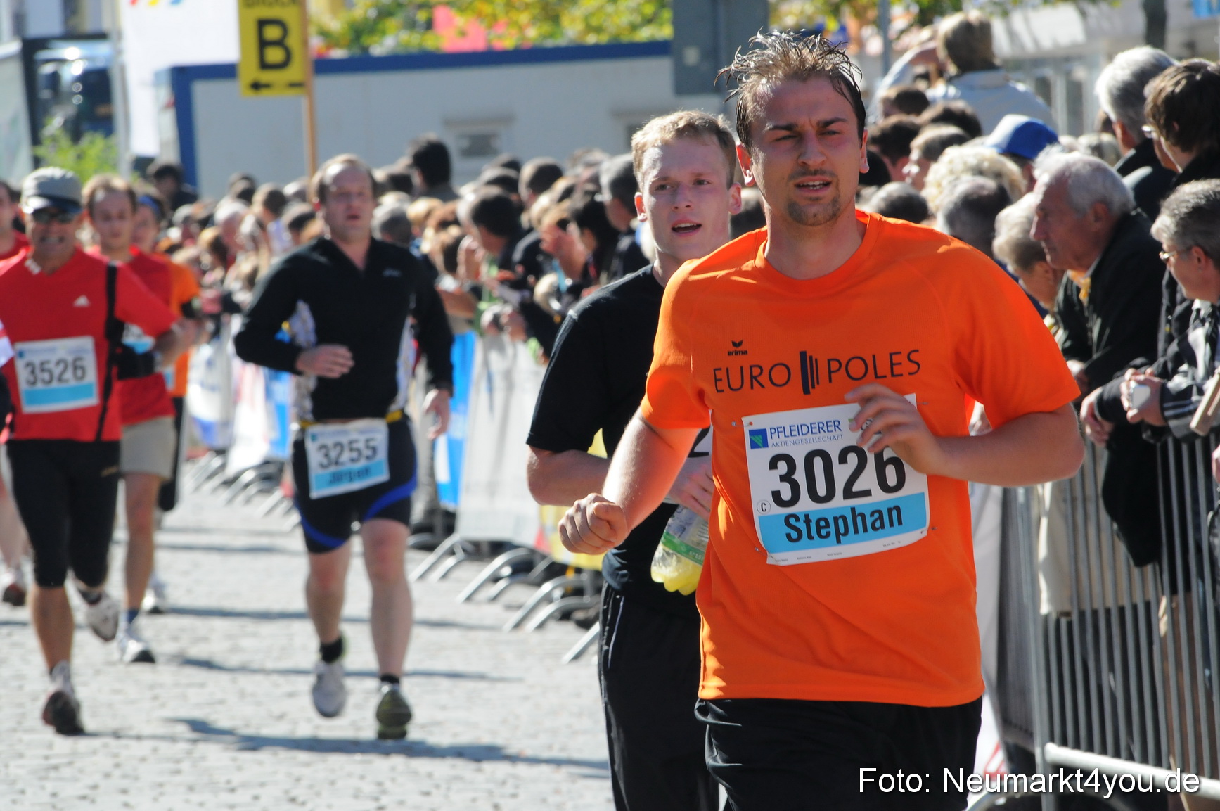 Zieleinlauf Stadtlauf Neumarkt 190910 0054