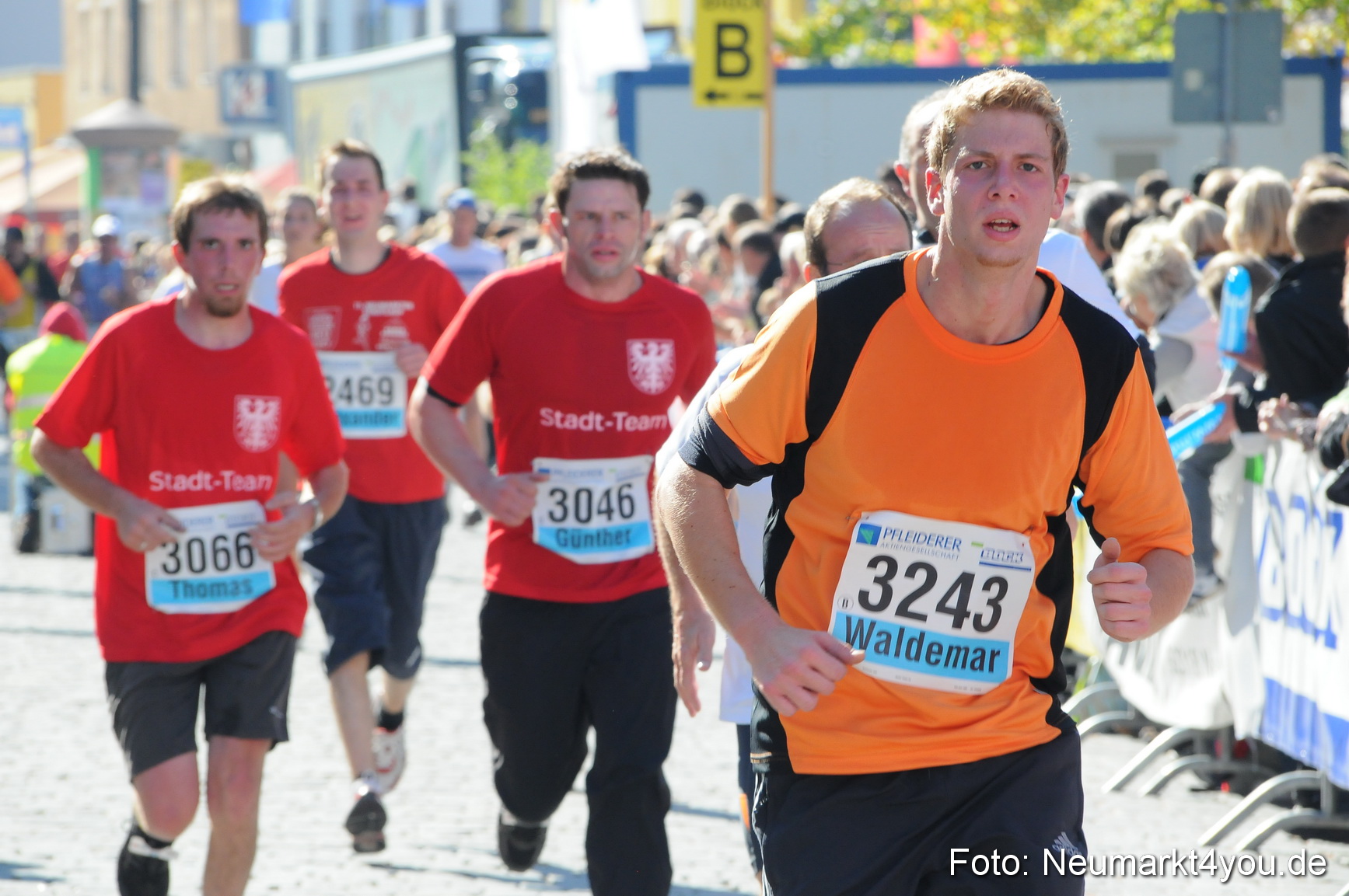 Zieleinlauf Stadtlauf Neumarkt 190910 0058