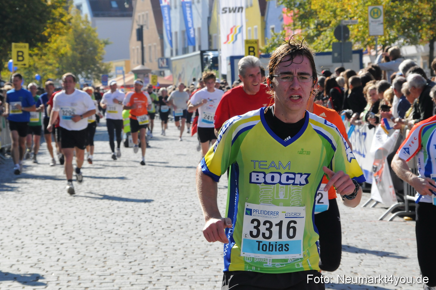 Zieleinlauf Stadtlauf Neumarkt 190910 0065