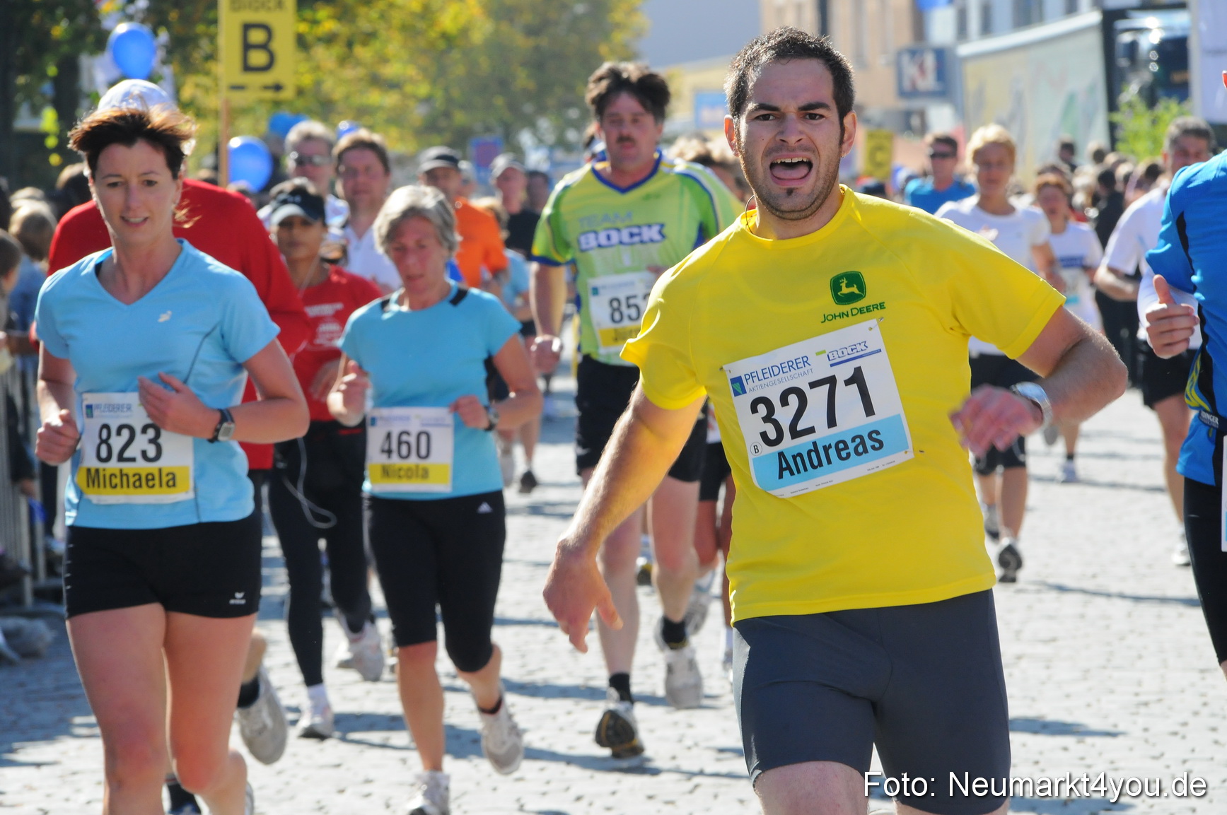 Zieleinlauf Stadtlauf Neumarkt 190910 0068