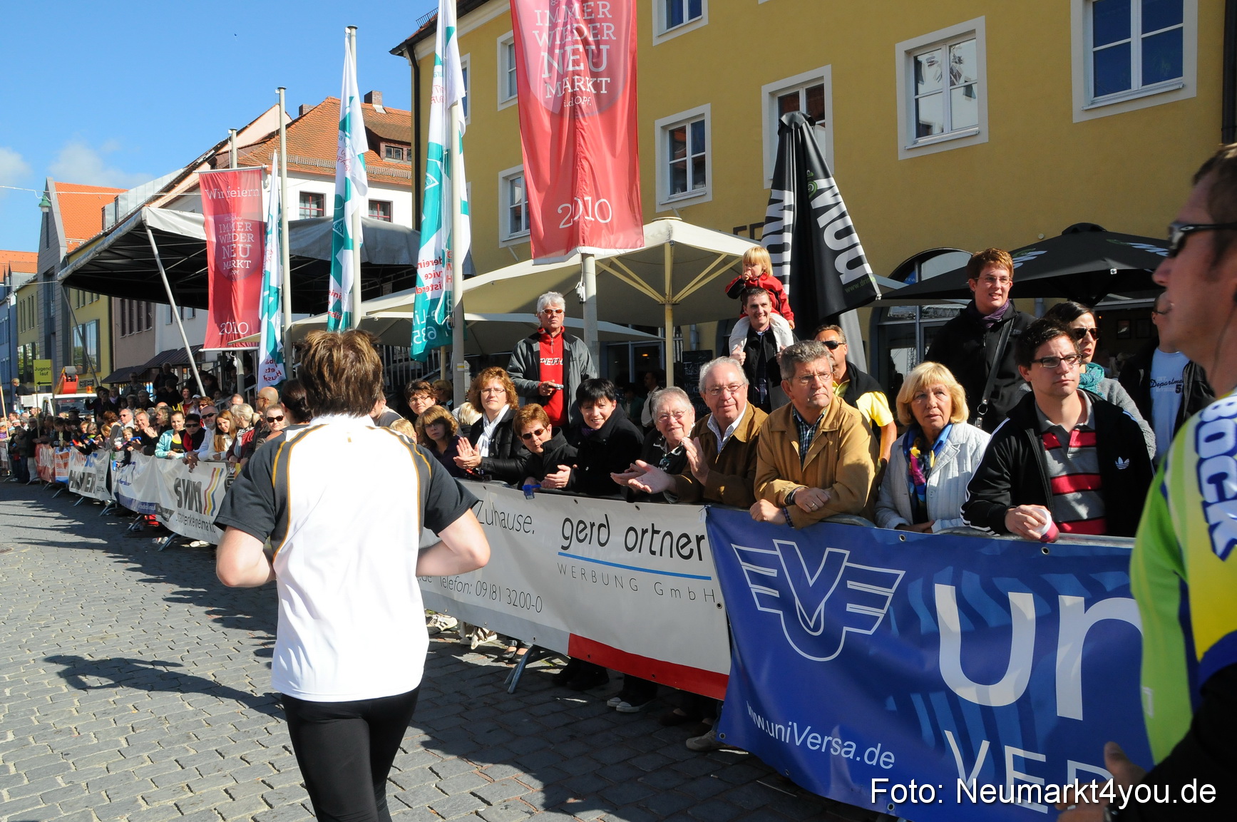 Zieleinlauf Stadtlauf Neumarkt 190910 0089