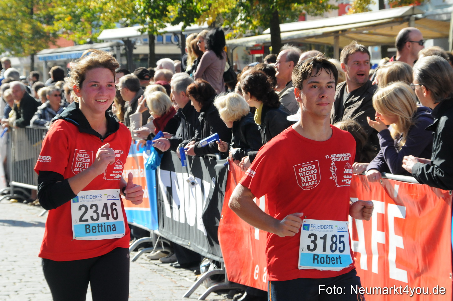 Zieleinlauf Stadtlauf Neumarkt 190910 0093