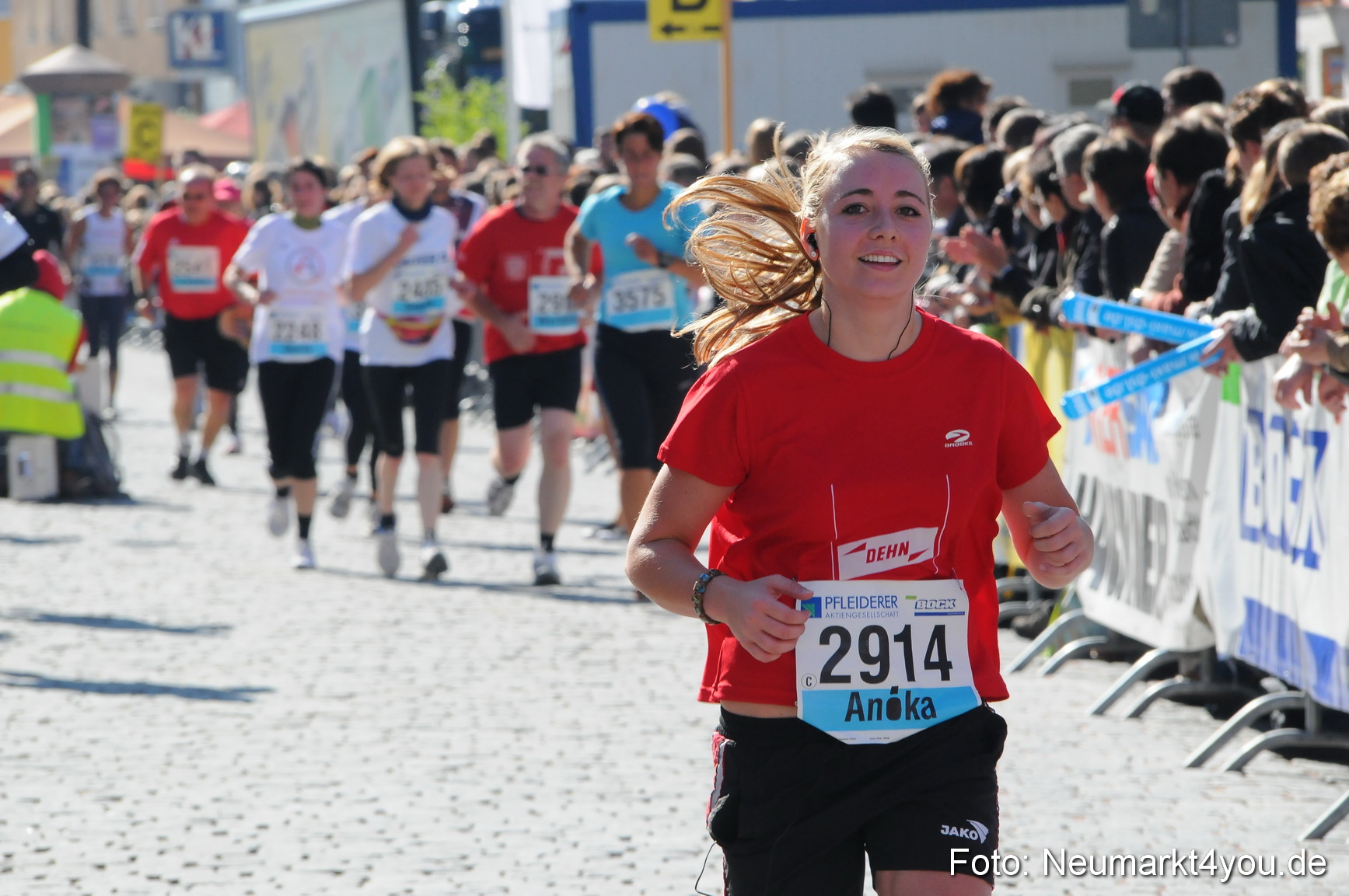 Zieleinlauf Stadtlauf Neumarkt 190910 0094