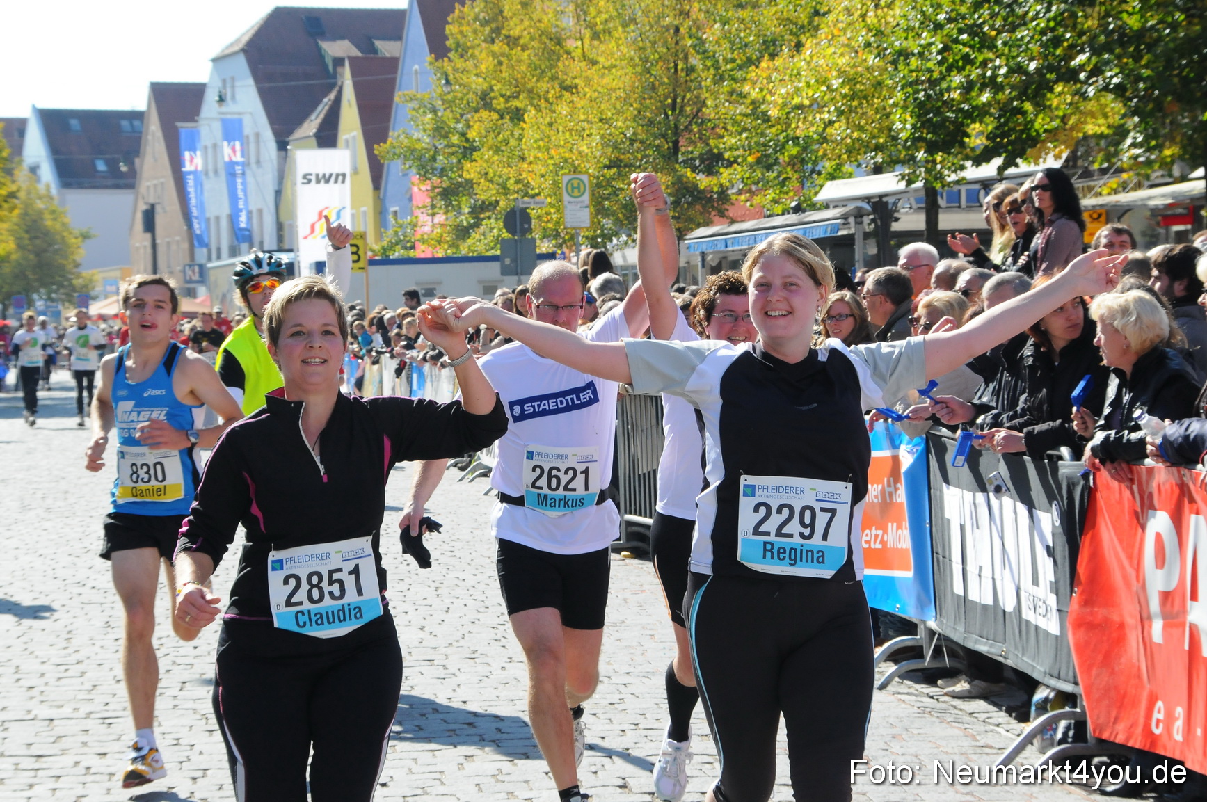 Zieleinlauf Stadtlauf Neumarkt 190910 0101