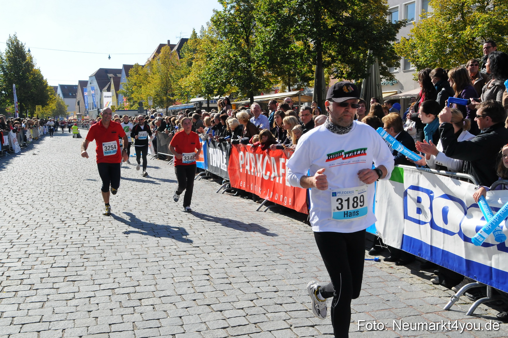 Zieleinlauf Stadtlauf Neumarkt 190910 0102