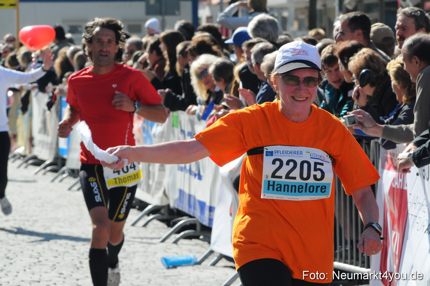 Zieleinlauf Stadtlauf Neumarkt 190910 0108