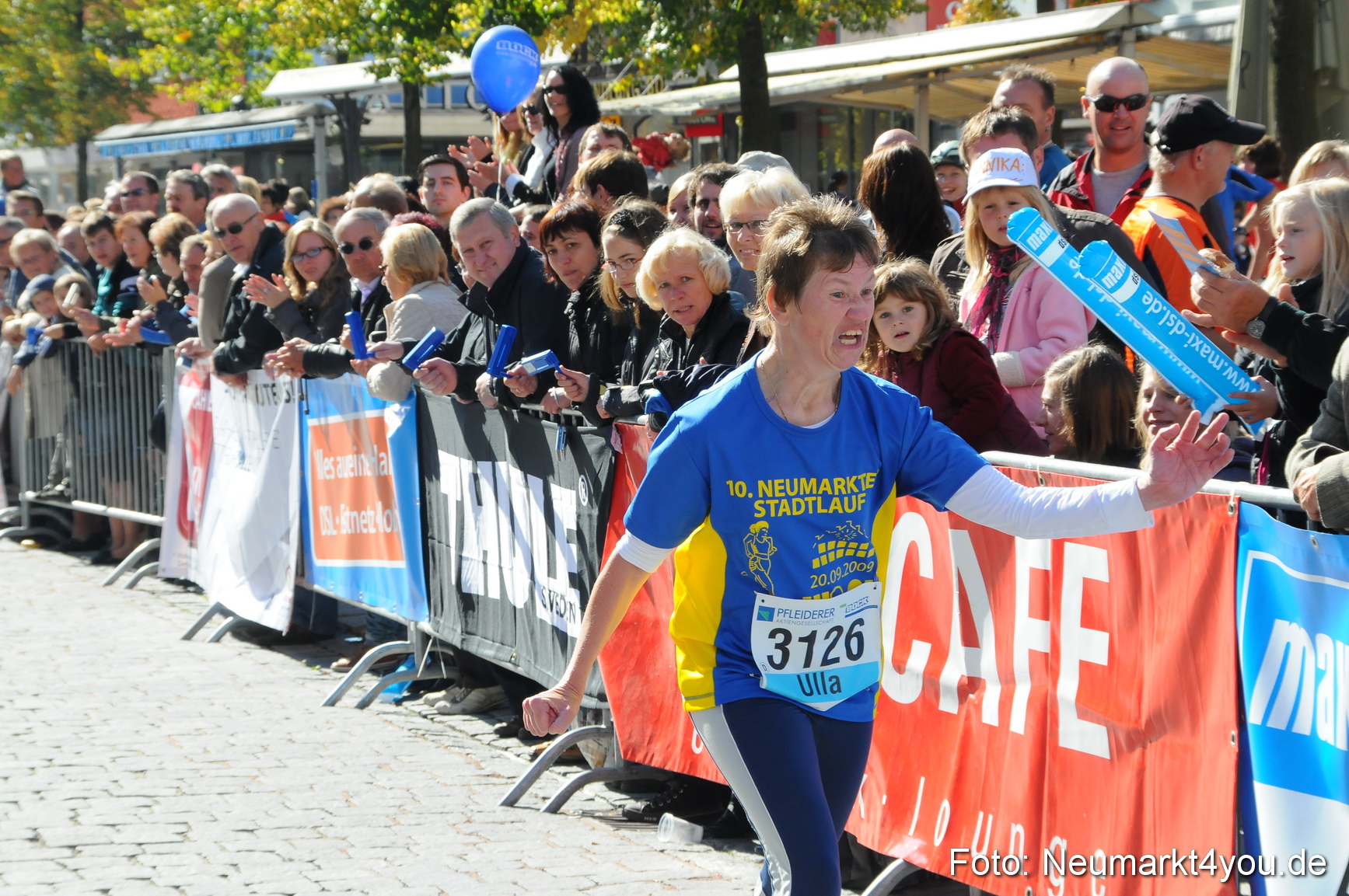 Zieleinlauf Stadtlauf Neumarkt 190910 0116