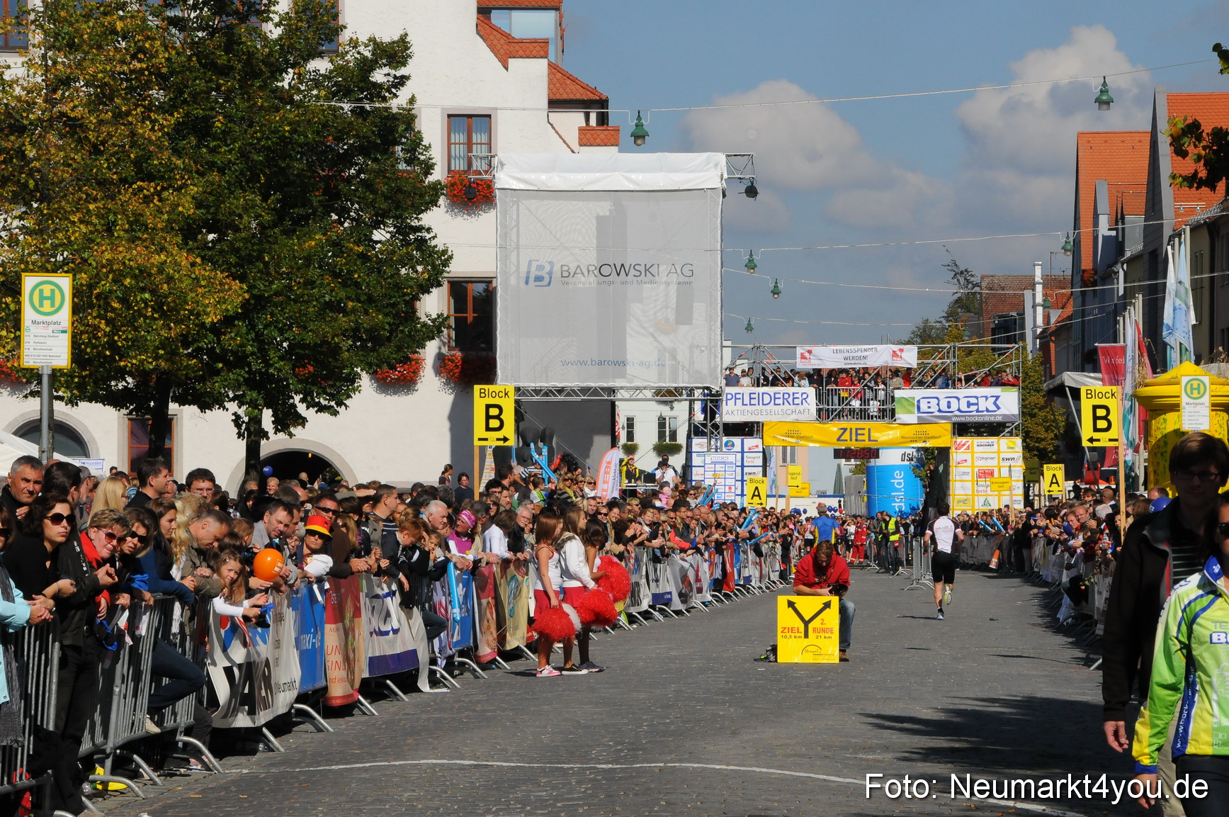 Zieleinlauf Stadtlauf Neumarkt 190910 0125