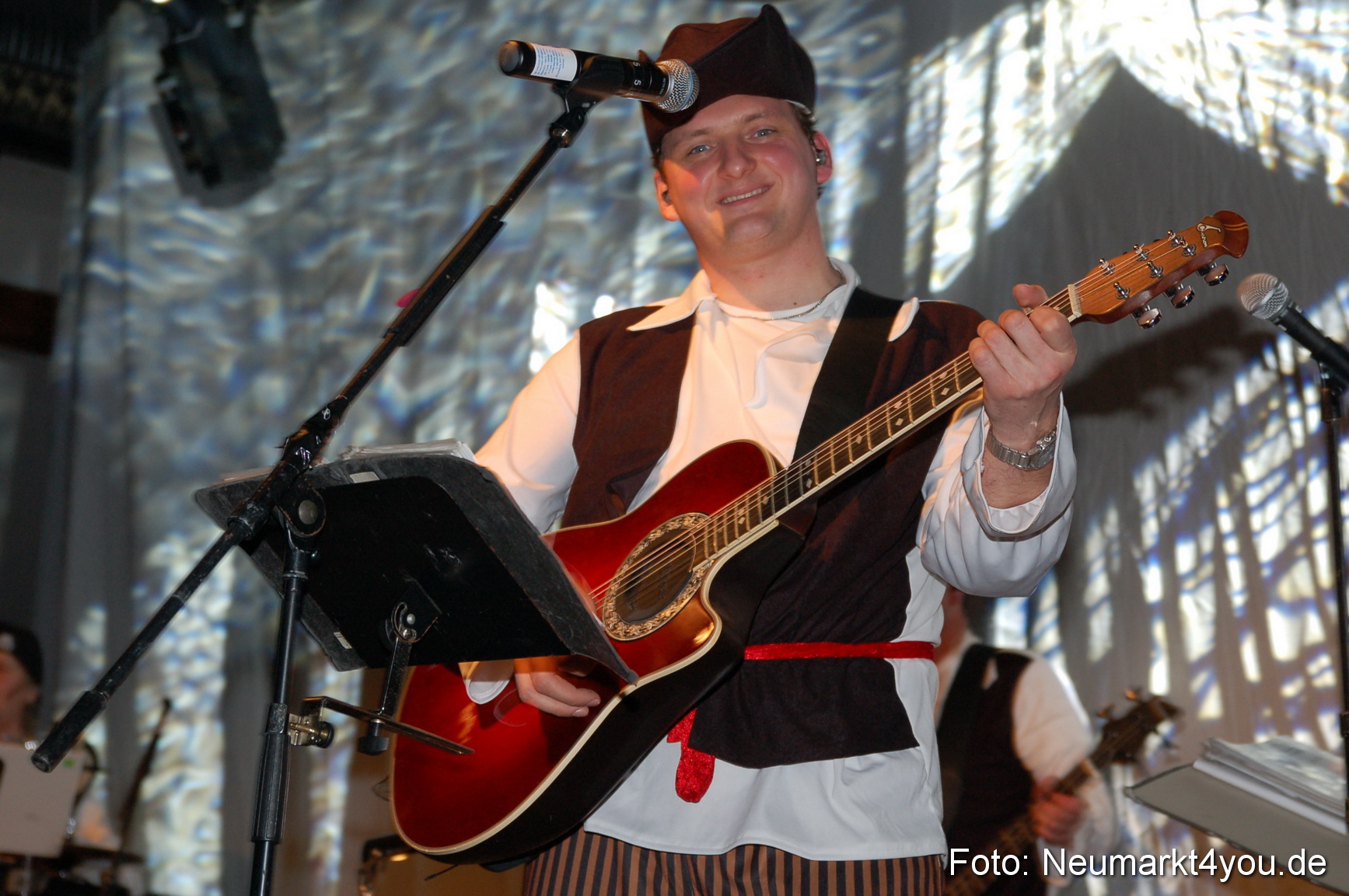 Weiberfasching Neumarkt 110210 0027