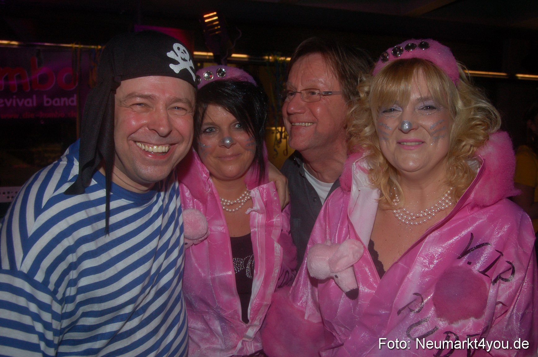 Weiberfasching Neumarkt 110210 0044