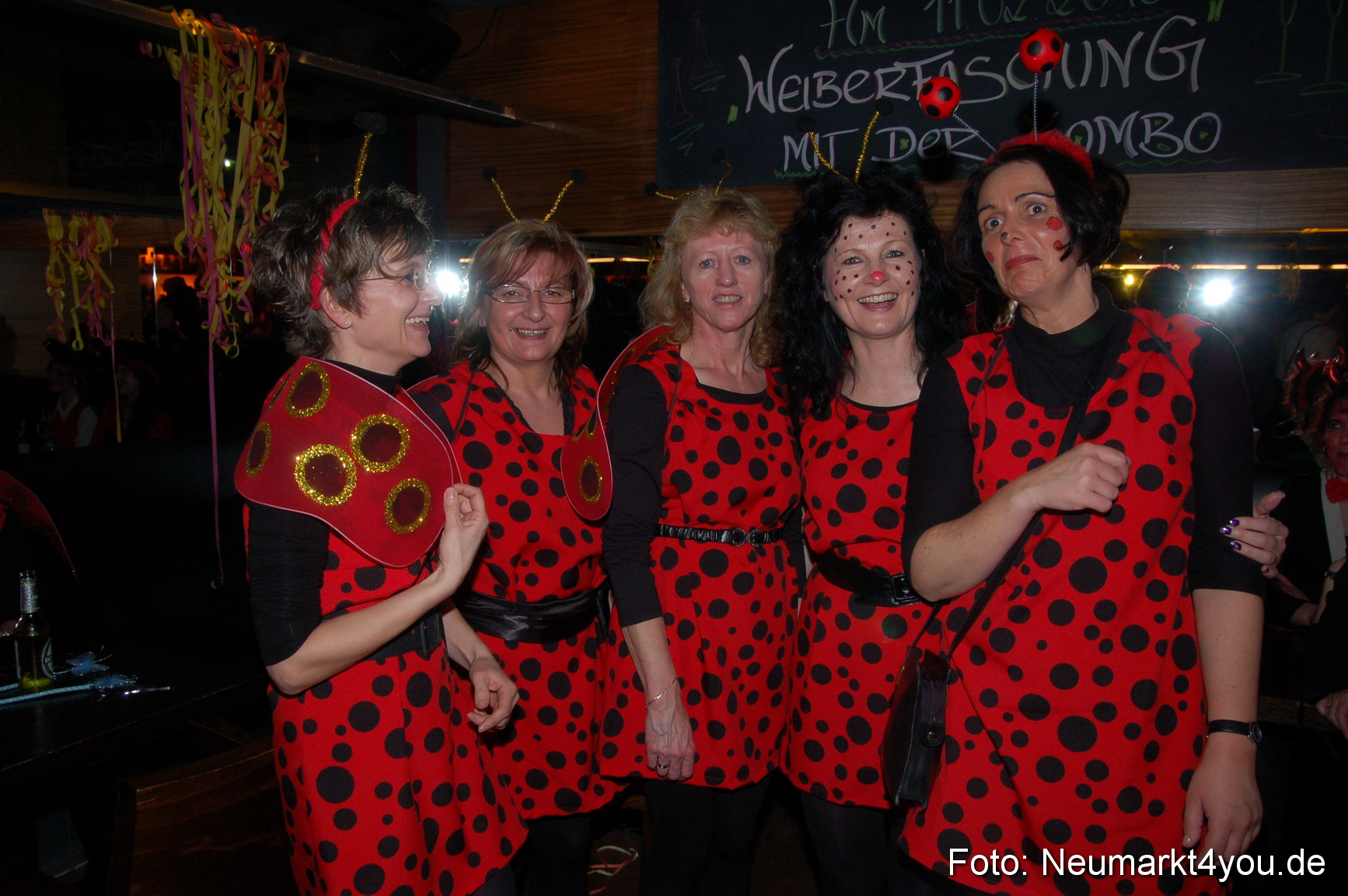 Weiberfasching Neumarkt 110210 0053