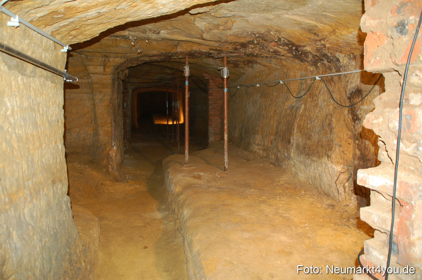 Felsenkeller Hoehenberg 240410 0015