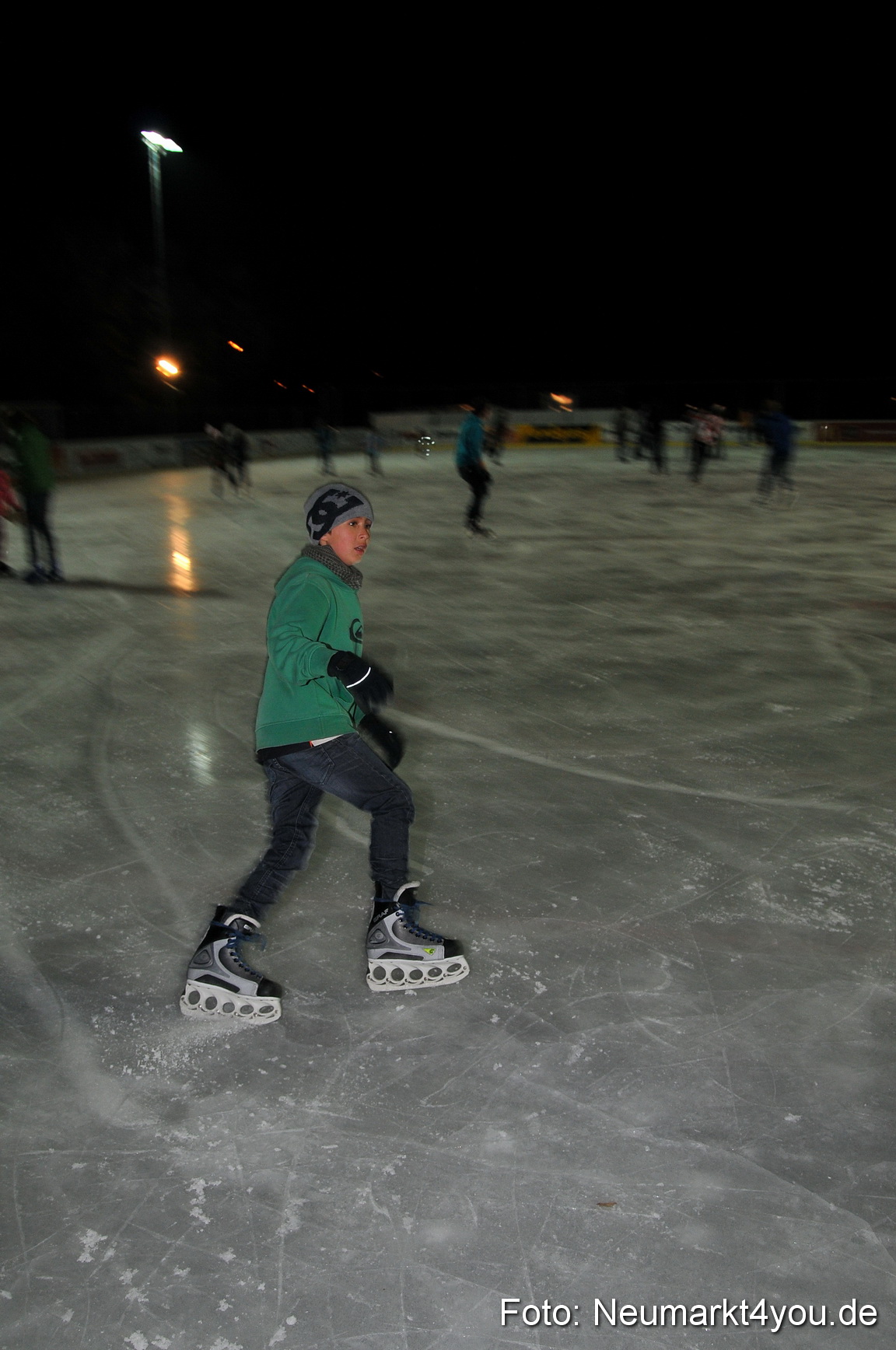 Eroeffnung Eislaufbahn 181111 0006