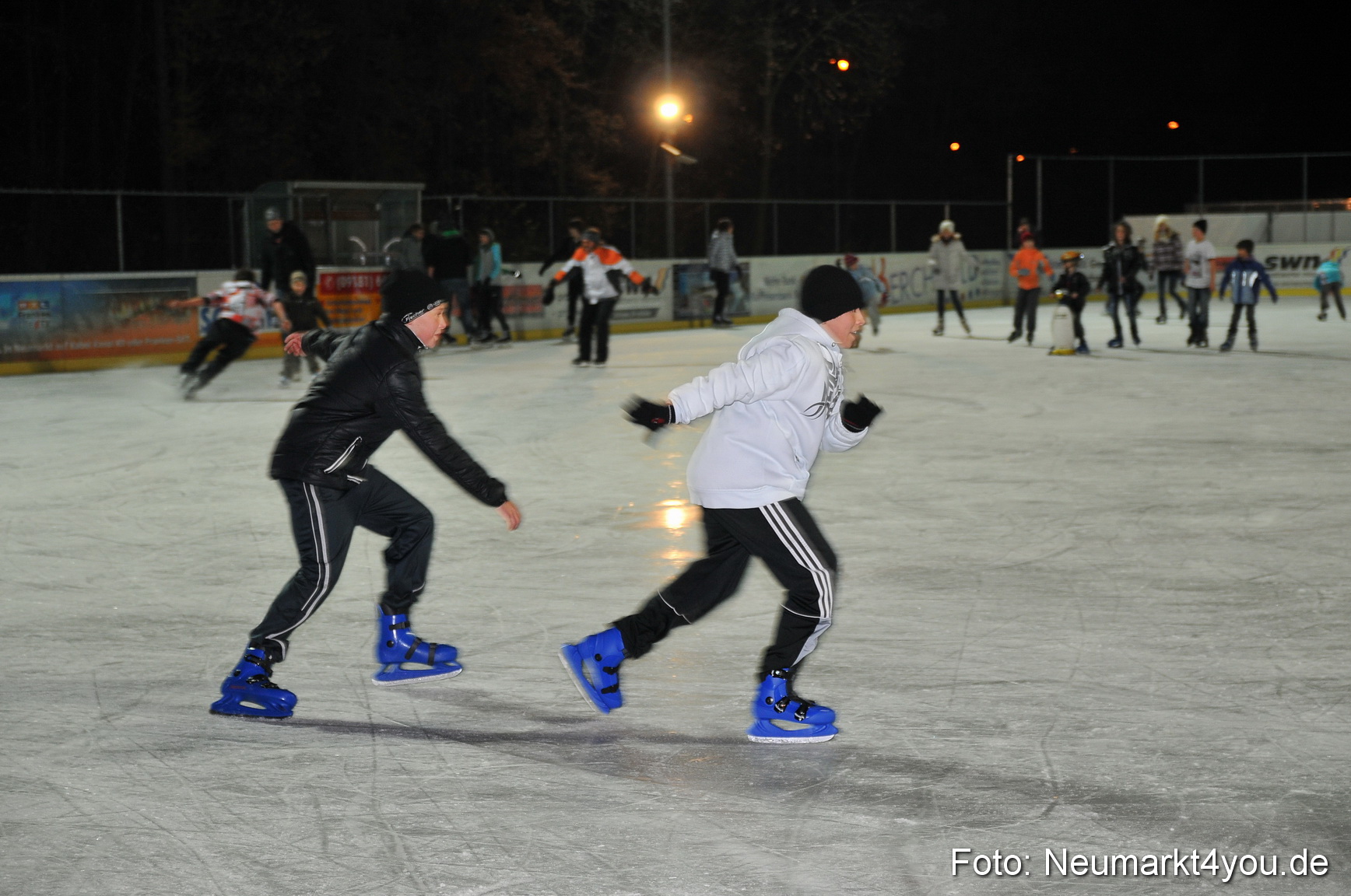 Eroeffnung Eislaufbahn 181111 0018