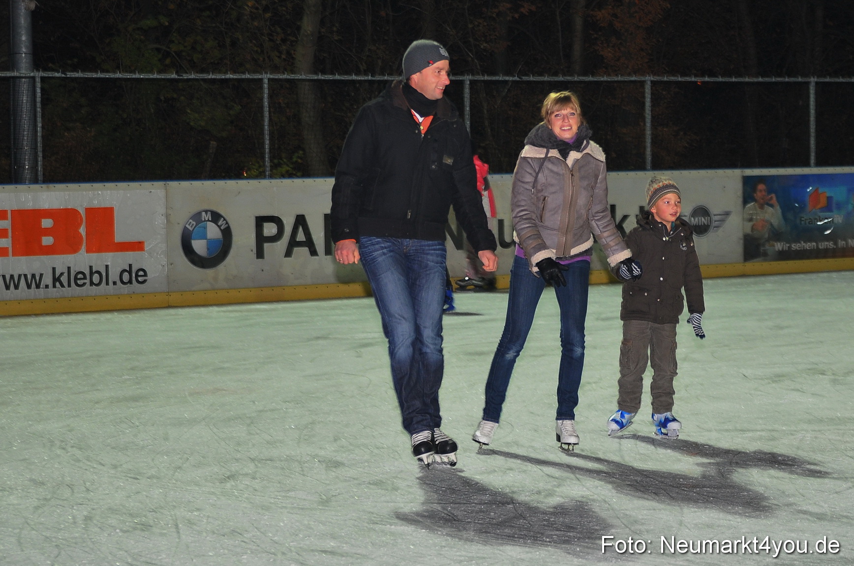 Eroeffnung Eislaufbahn 181111 0025