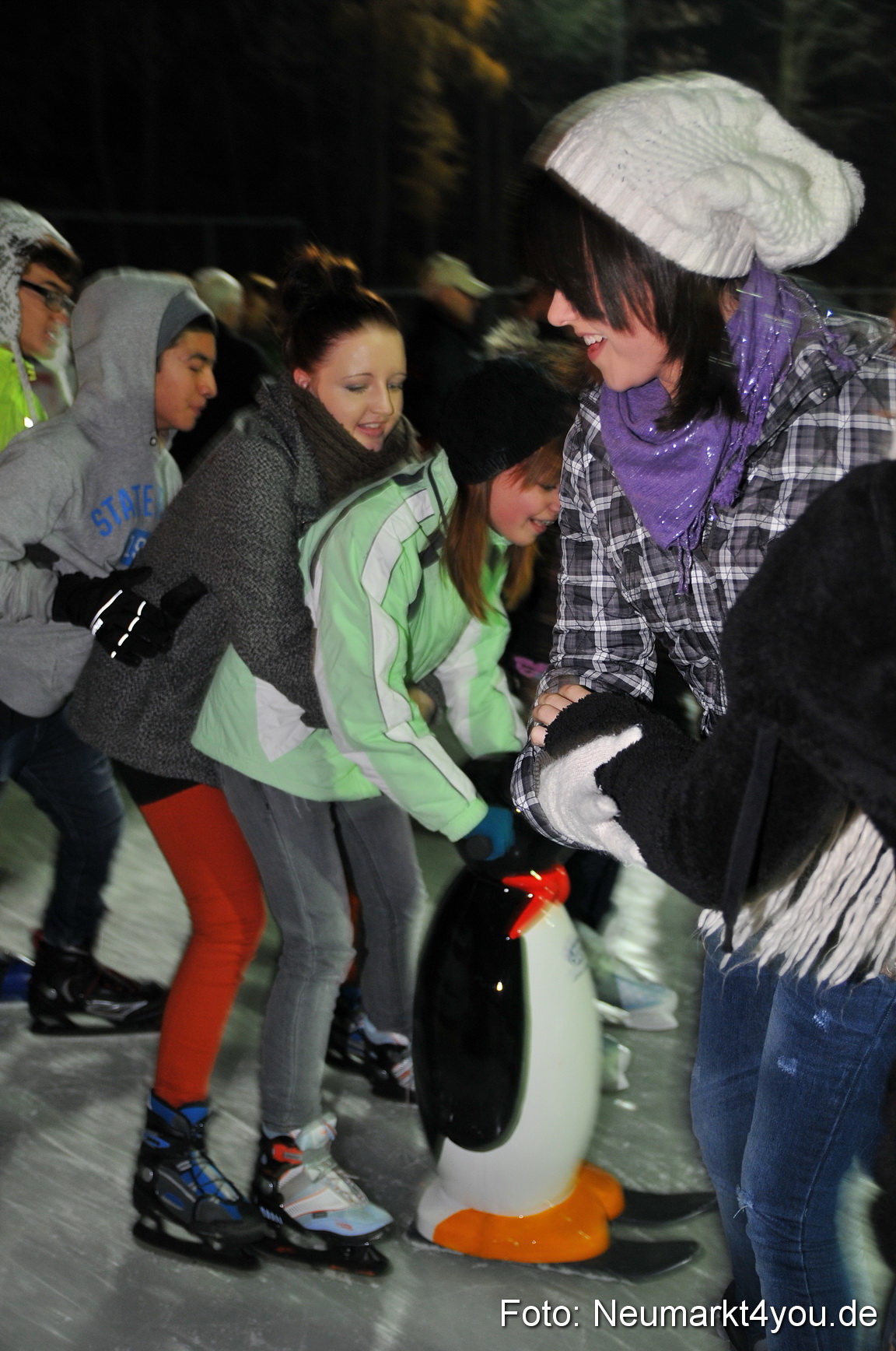 Eroeffnung Eislaufbahn 181111 0026