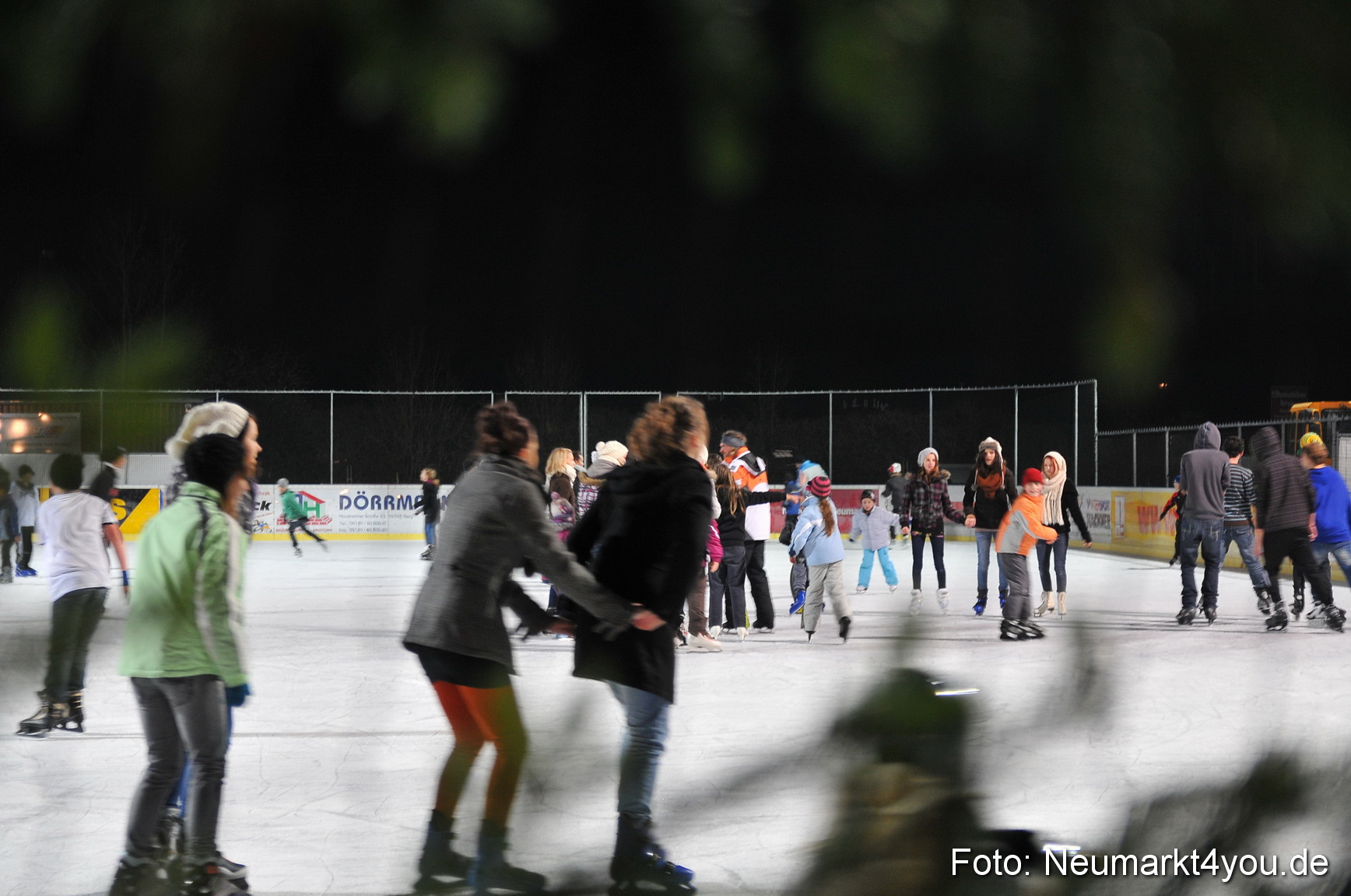 Eroeffnung Eislaufbahn 181111 0037