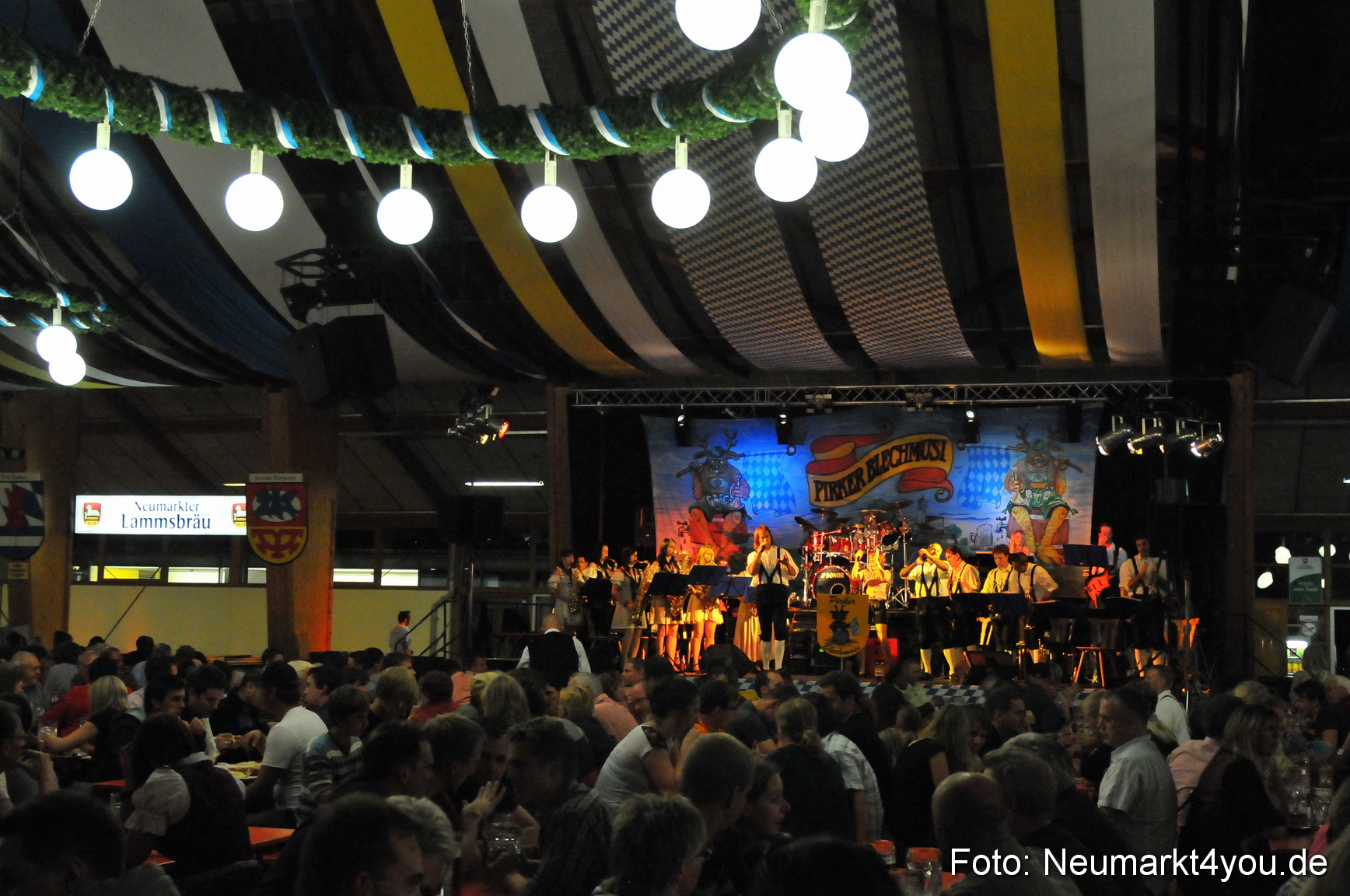 Jura Volksfest Neumarkt 2011 0094