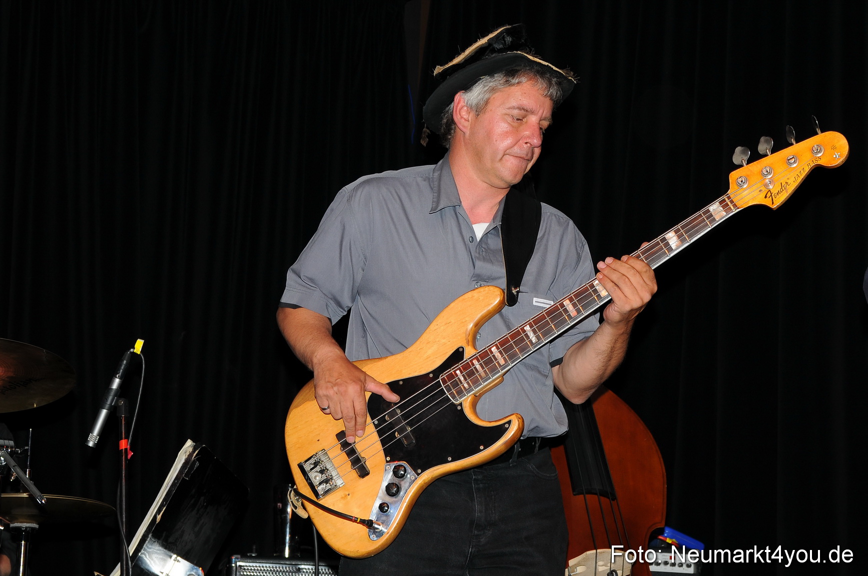 Mark Bender G6 020606 0022