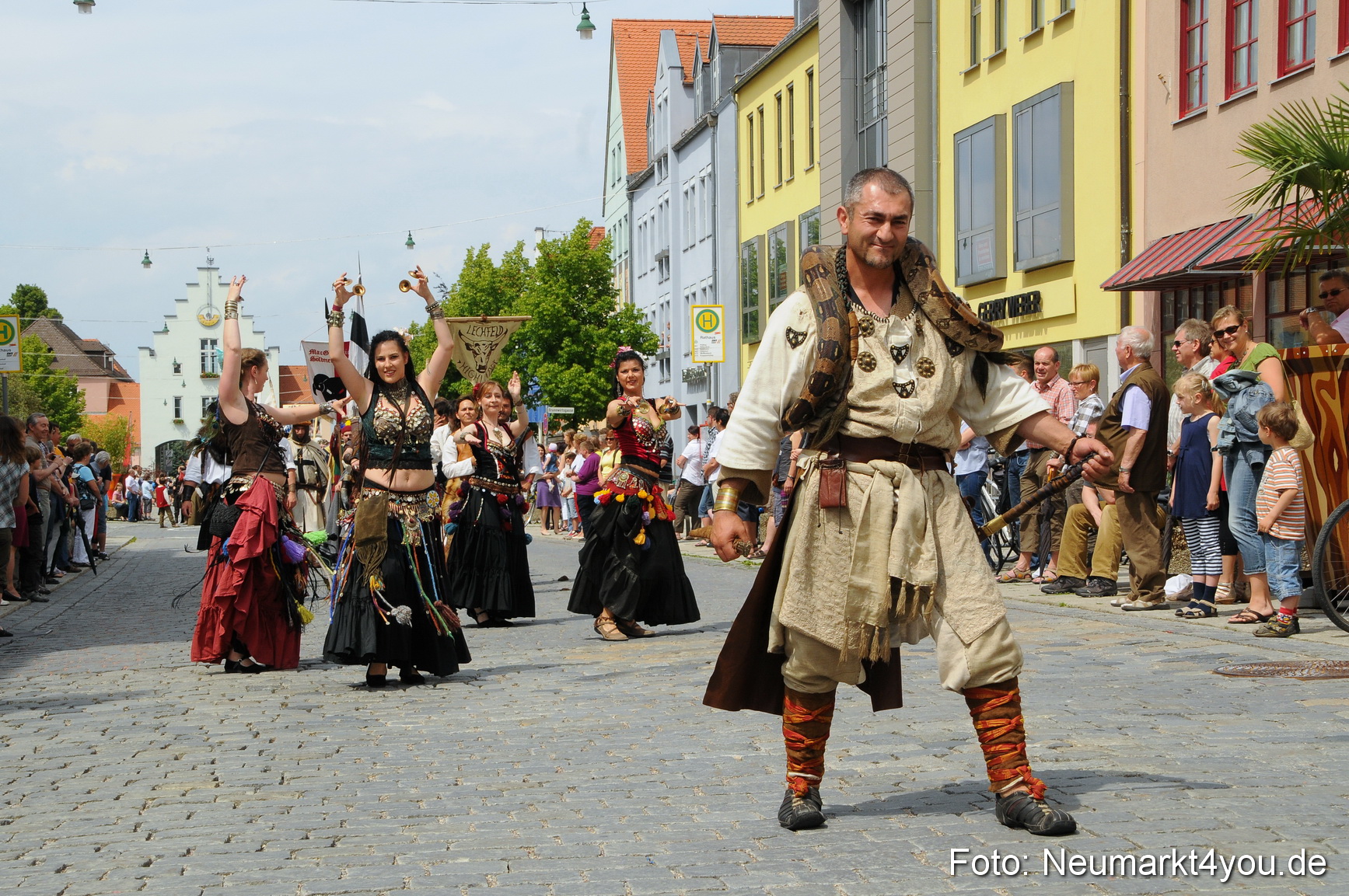 Mittelalter Festzug 220511 0014