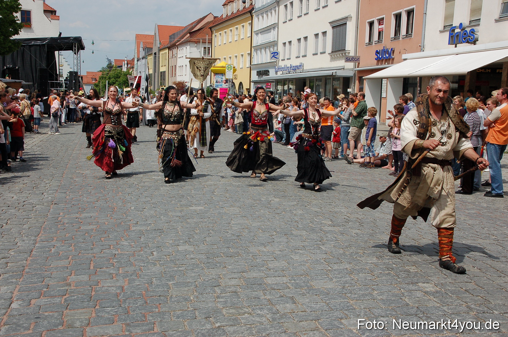 Mittelalter Festzug 220511 0042