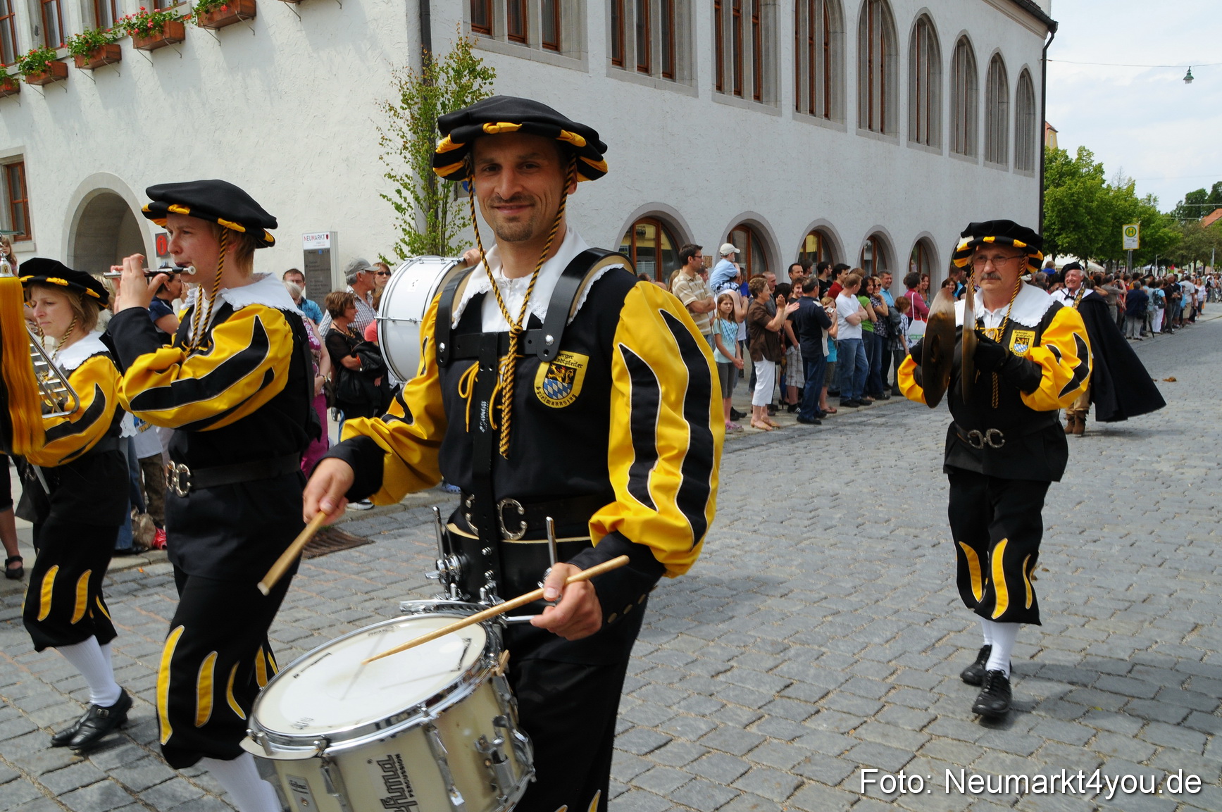 Mittelalter Festzug 220511 0075