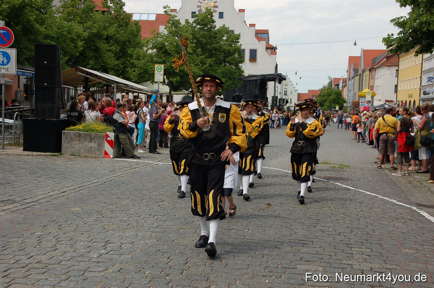 Mittelalter Festzug 220511 0103