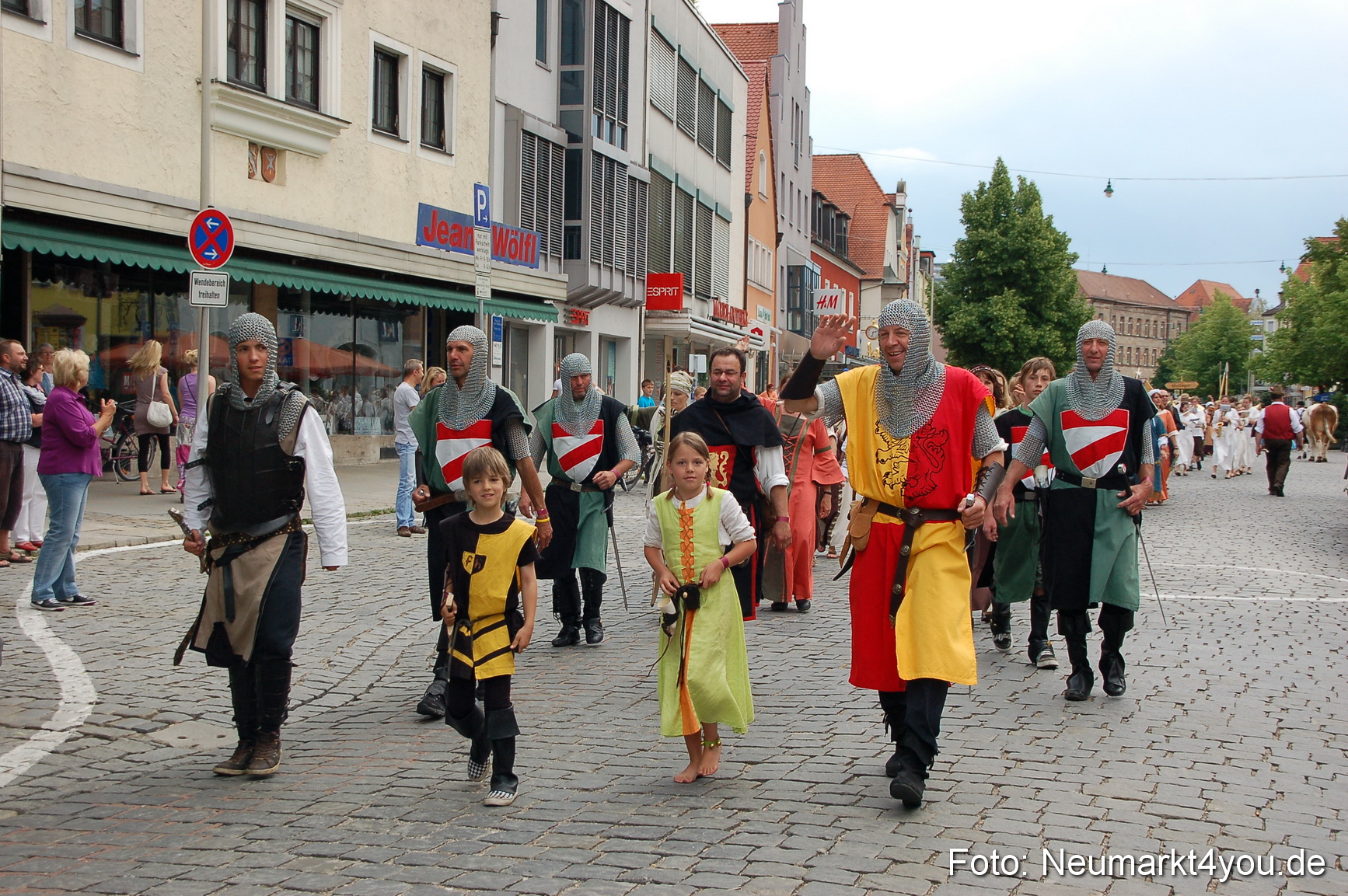 Mittelalter Festzug 220511 0136