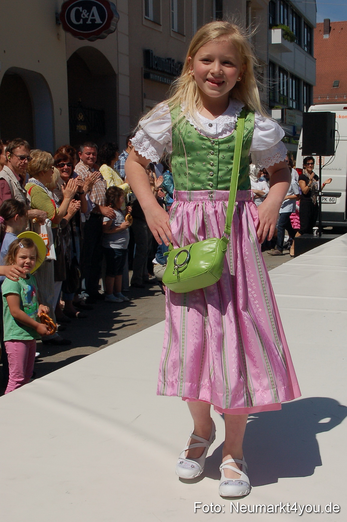 Nacht der Sinne Modenschau 070511 0052