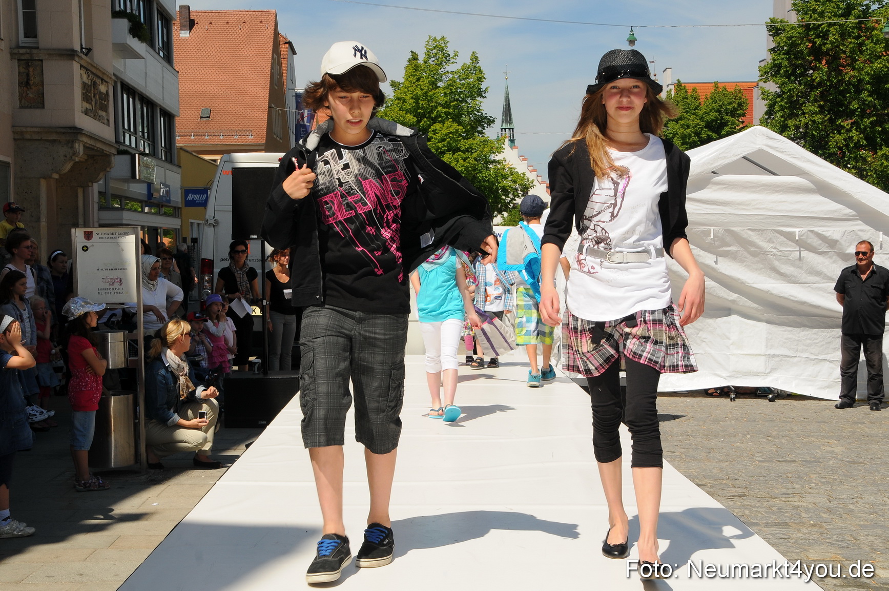 Nacht der Sinne Modenschau 070511 0138