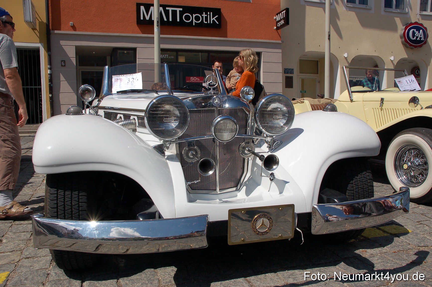 Oldtimertreffen Ausstellung Neumarkt 120611 0011