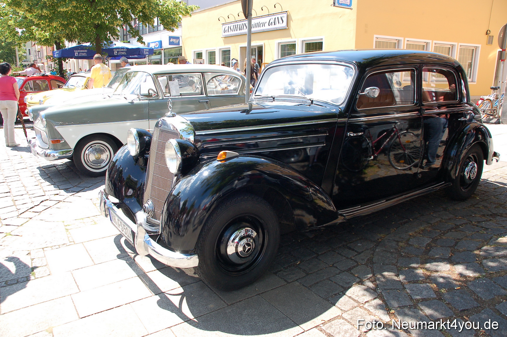 Oldtimertreffen Ausstellung Neumarkt 120611 0030