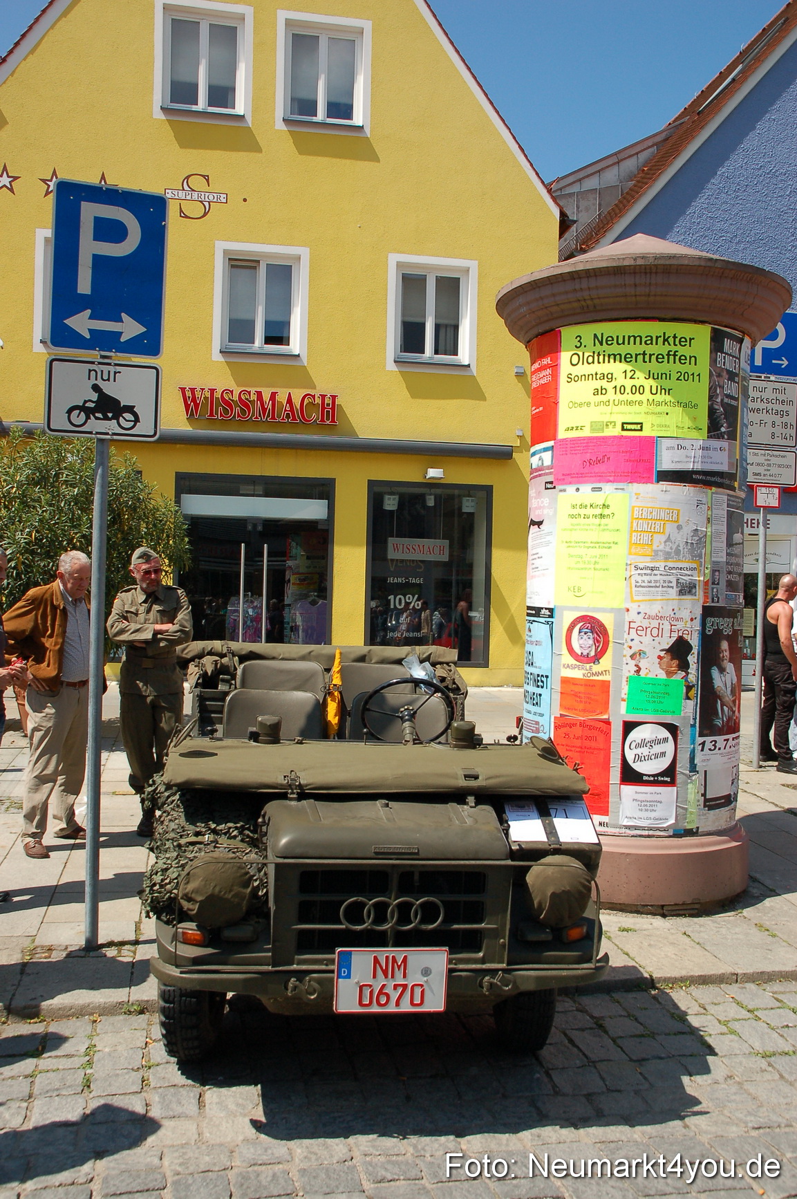 Oldtimertreffen Ausstellung Neumarkt 120611 0043
