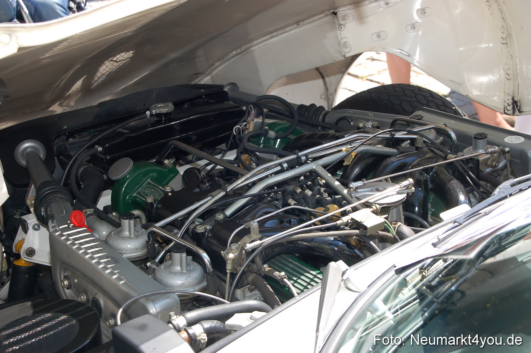 Oldtimertreffen Ausstellung Neumarkt 120611 0053