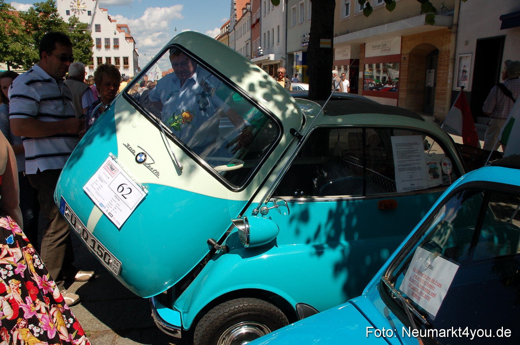 Oldtimertreffen Ausstellung Neumarkt 120611 0067