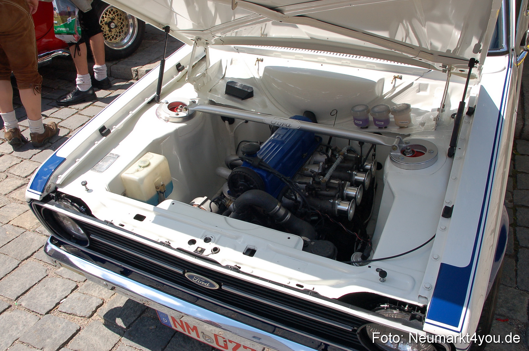 Oldtimertreffen Ausstellung Neumarkt 120611 0079