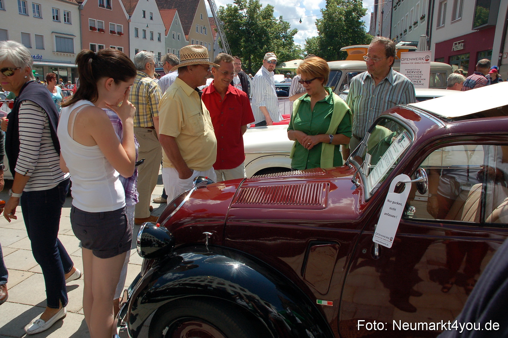Oldtimertreffen Ausstellung Neumarkt 120611 0098