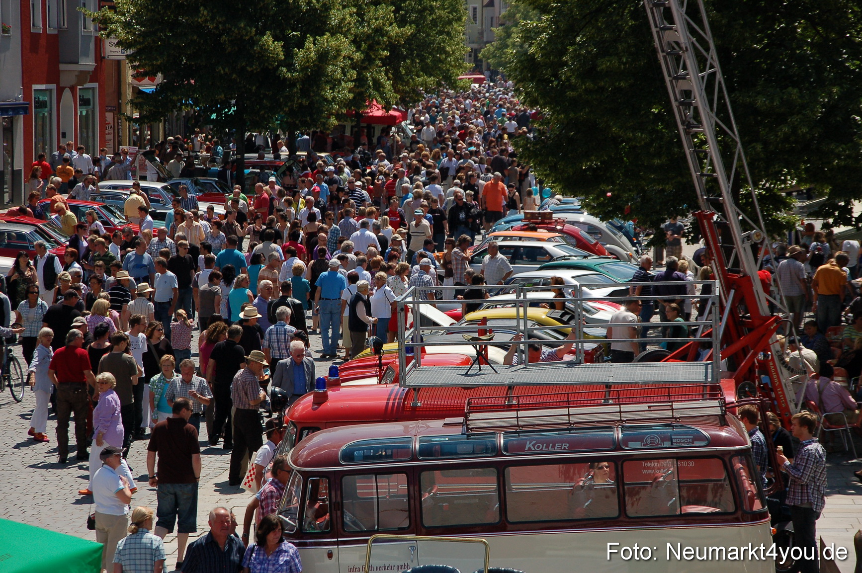 Oldtimertreffen Ausstellung Neumarkt 120611 0115
