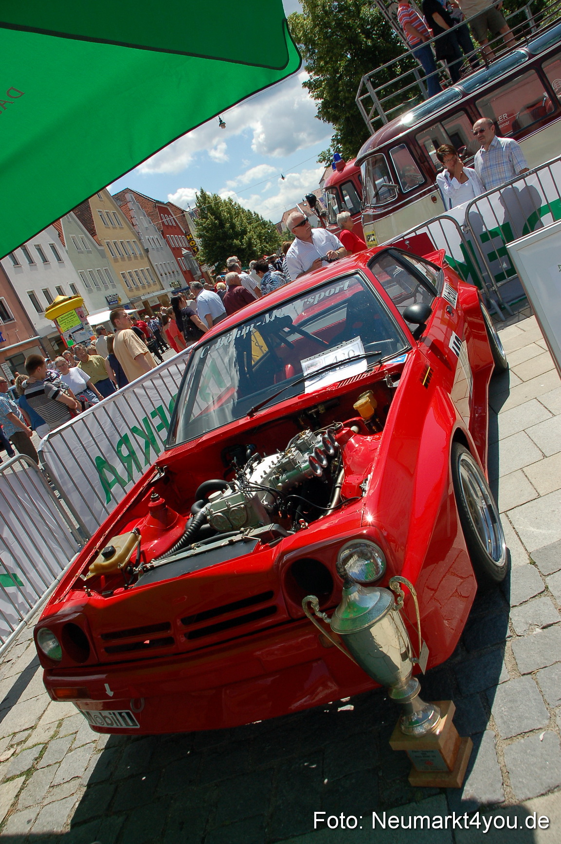 Oldtimertreffen Ausstellung Neumarkt 120611 0118