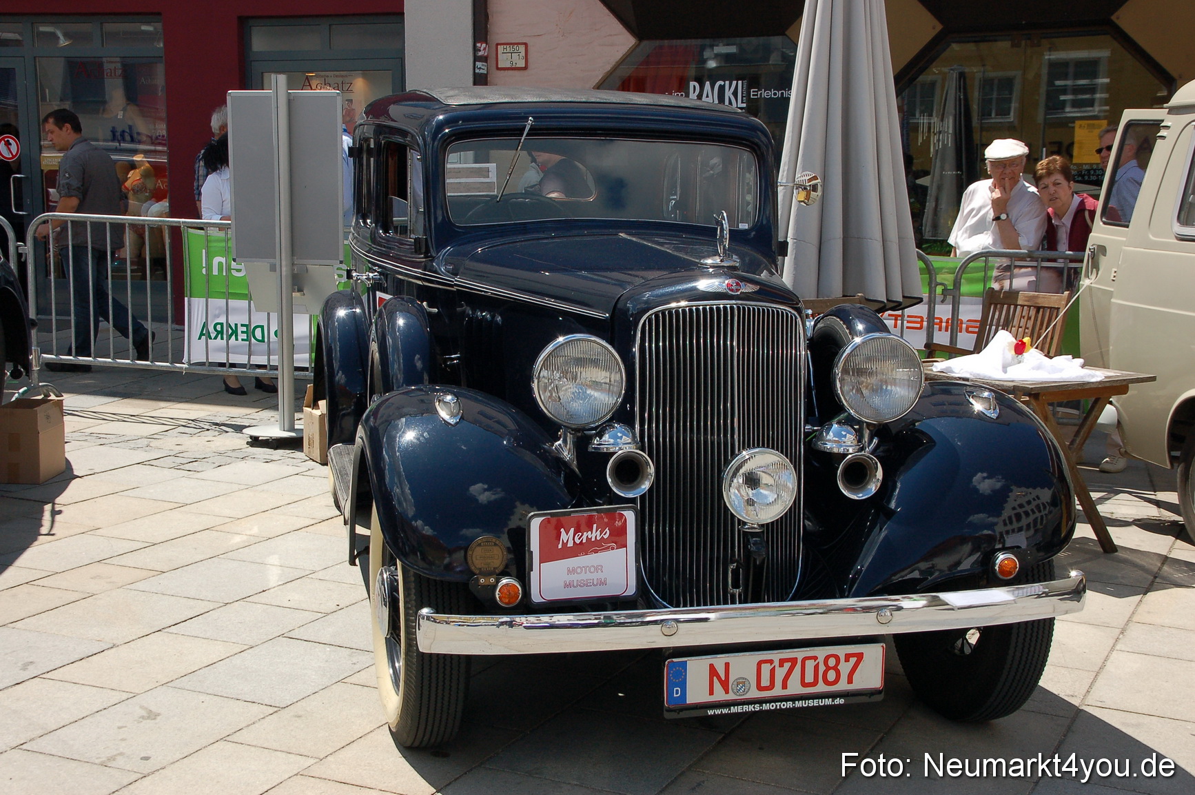 Oldtimertreffen Ausstellung Neumarkt 120611 0122