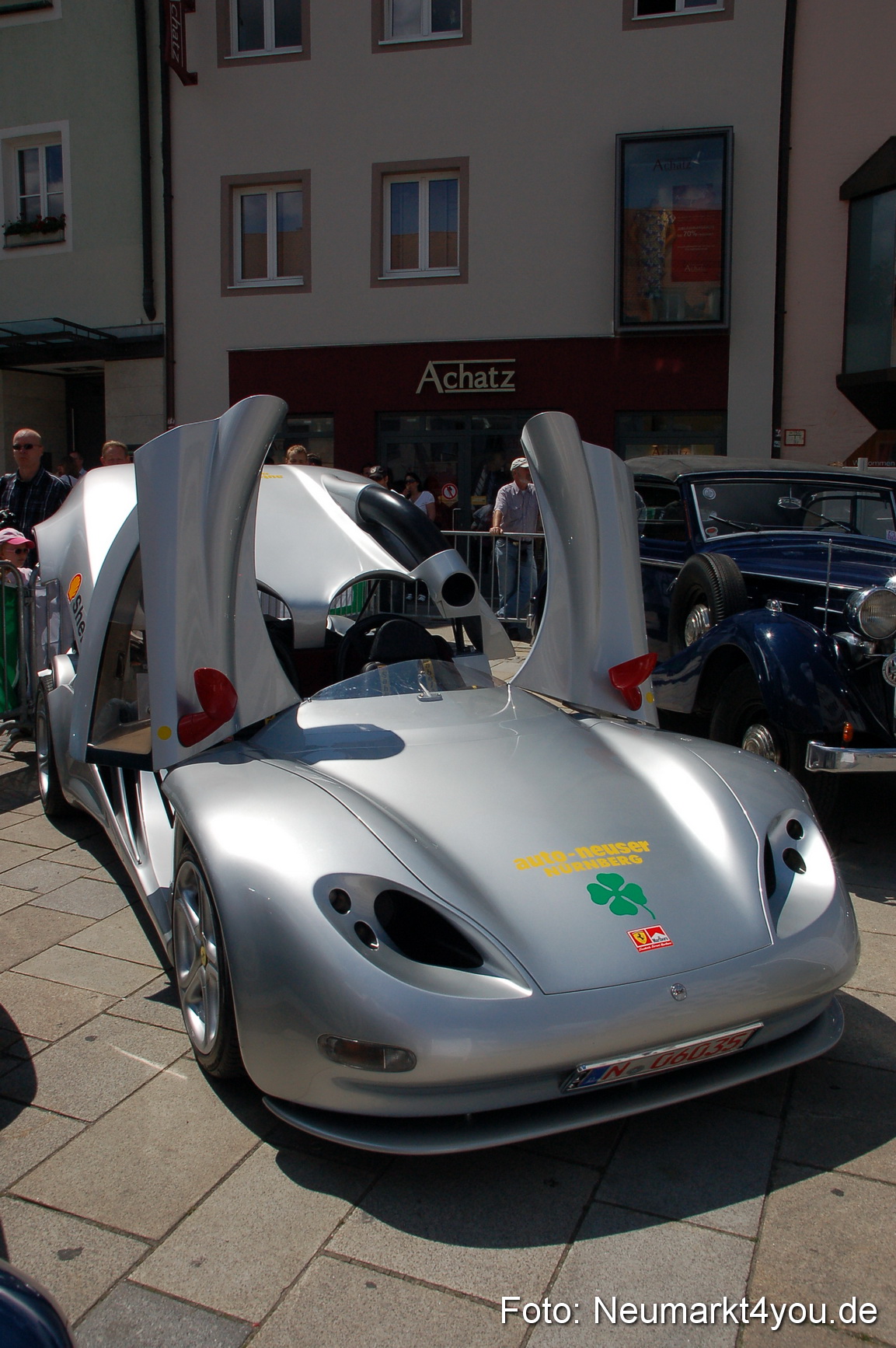 Oldtimertreffen Ausstellung Neumarkt 120611 0124