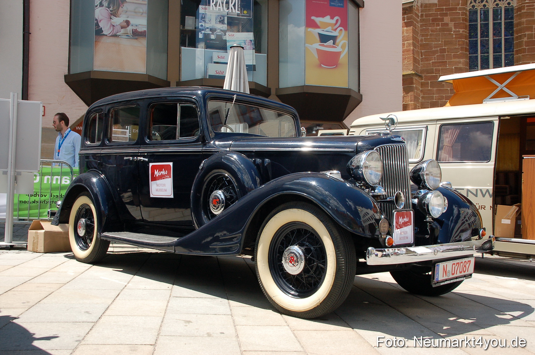 Oldtimertreffen Ausstellung Neumarkt 120611 0130