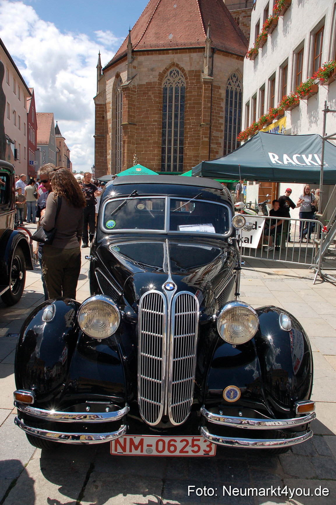 Oldtimertreffen Ausstellung Neumarkt 120611 0134