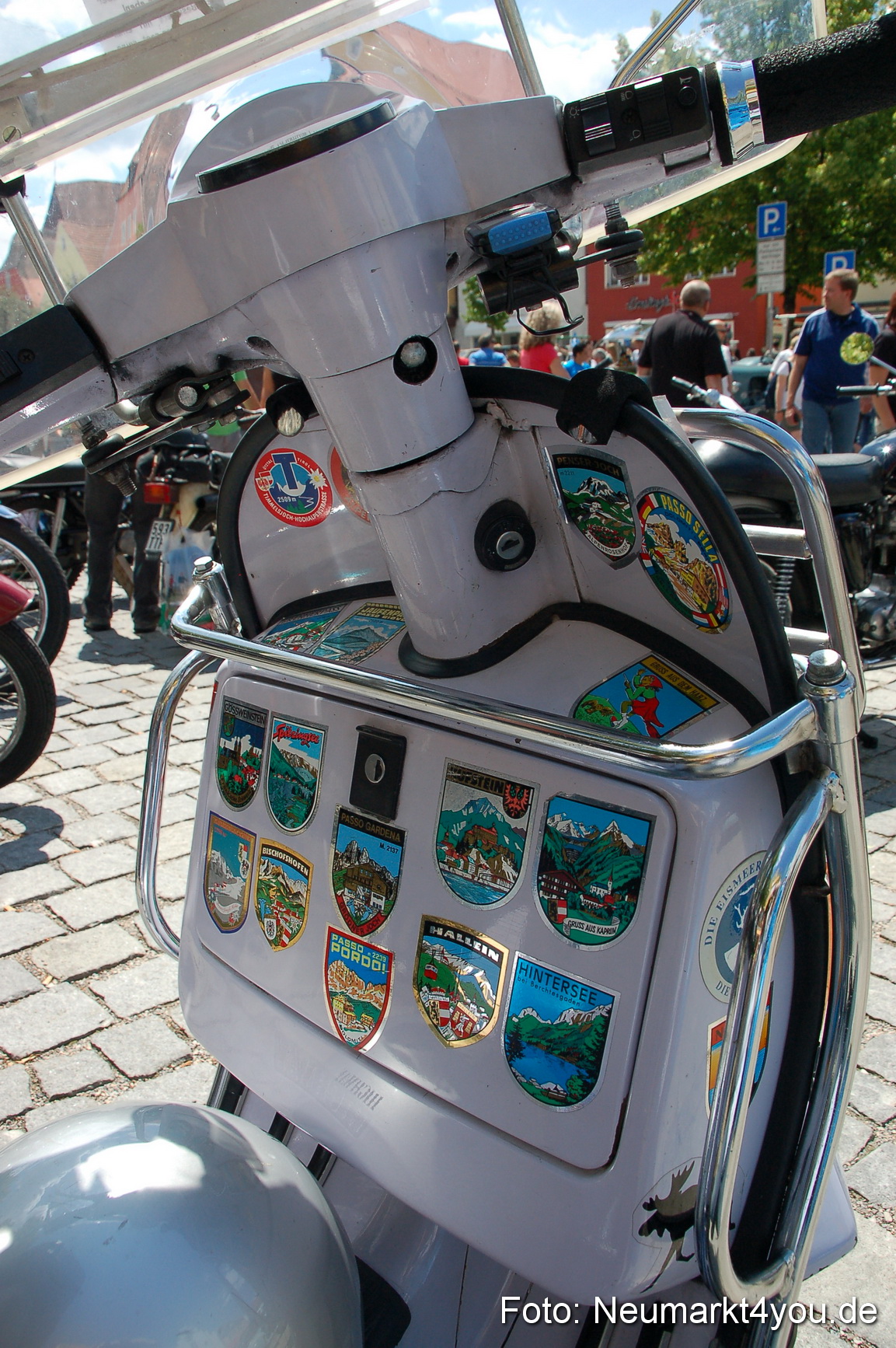 Oldtimertreffen Ausstellung Neumarkt 120611 0143