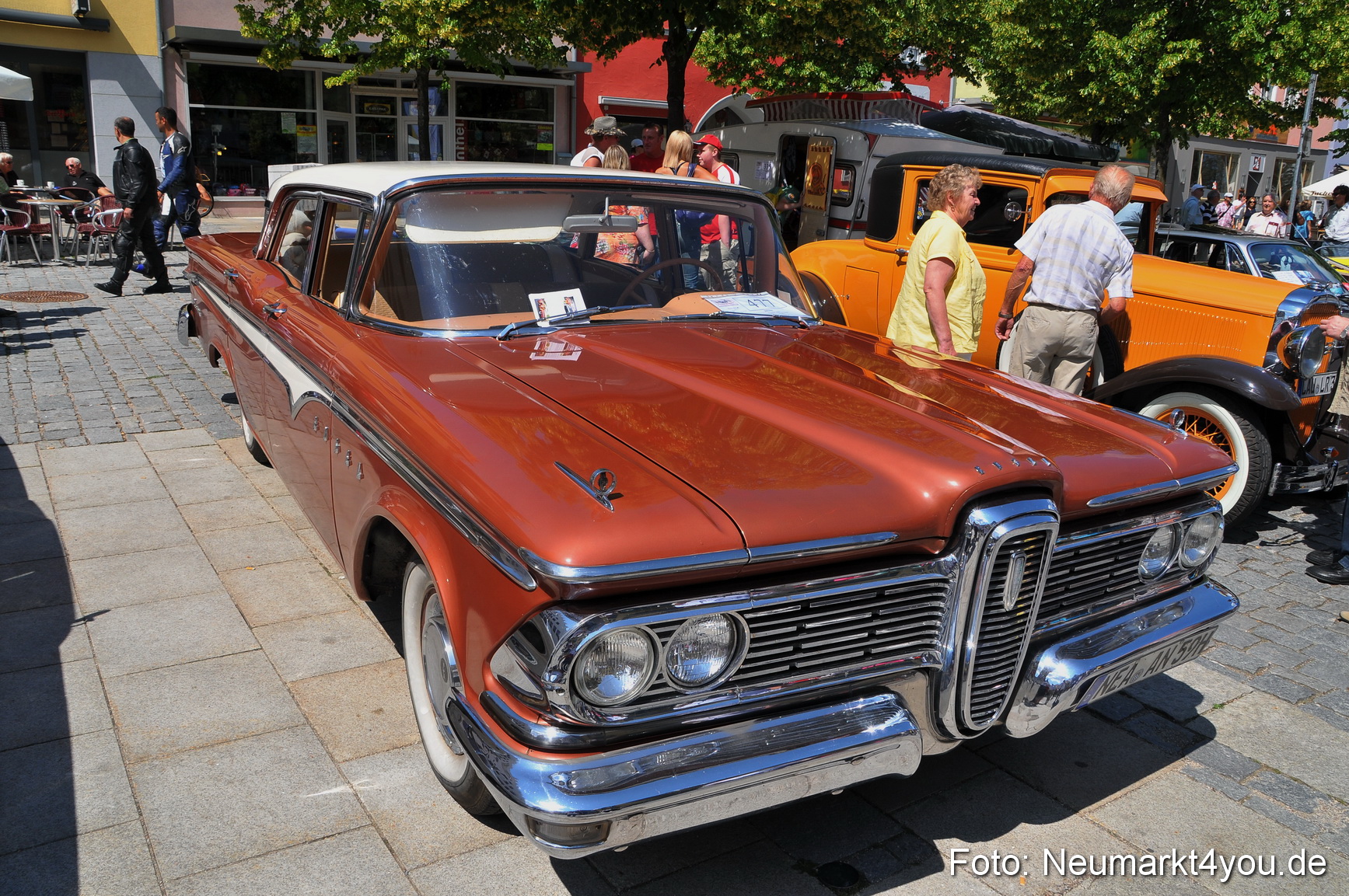 Oldtimertreffen Ausstellung Neumarkt 120611 0153