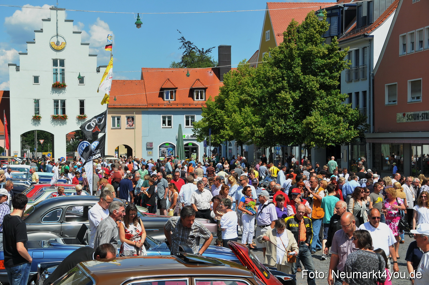 Oldtimertreffen Ausstellung Neumarkt 120611 0161