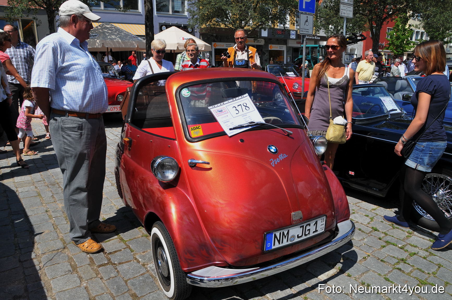 Oldtimertreffen Ausstellung Neumarkt 120611 0163