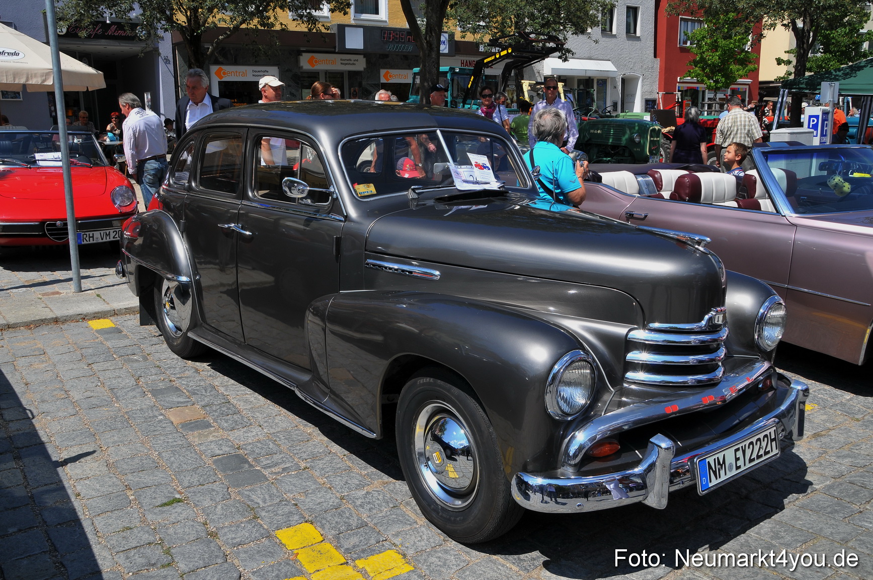 Oldtimertreffen Ausstellung Neumarkt 120611 0168