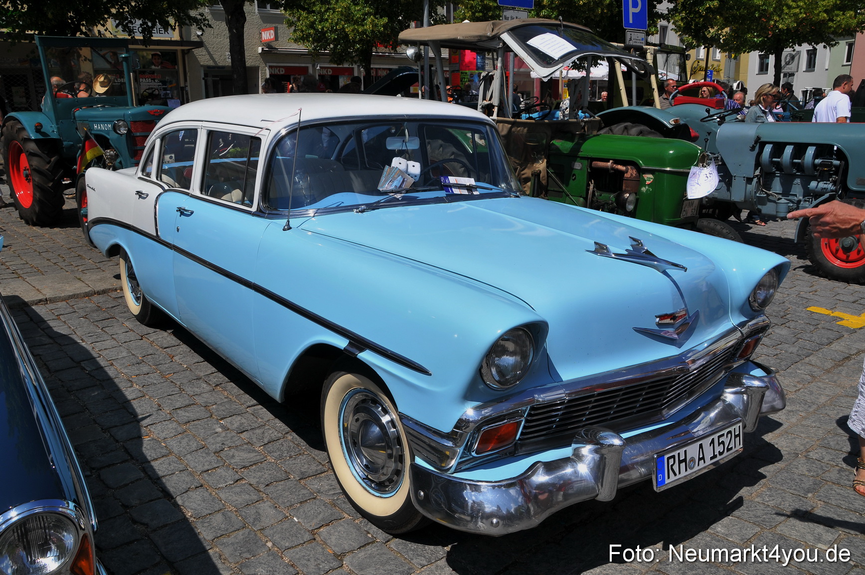 Oldtimertreffen Ausstellung Neumarkt 120611 0172